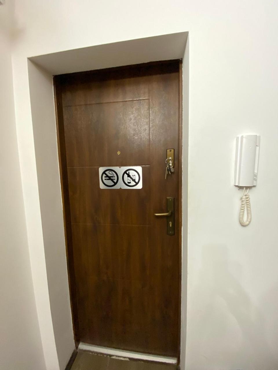 Apartament Noc Z Obrazem - Balkon - Warszawa Praga Ngoại thất bức ảnh